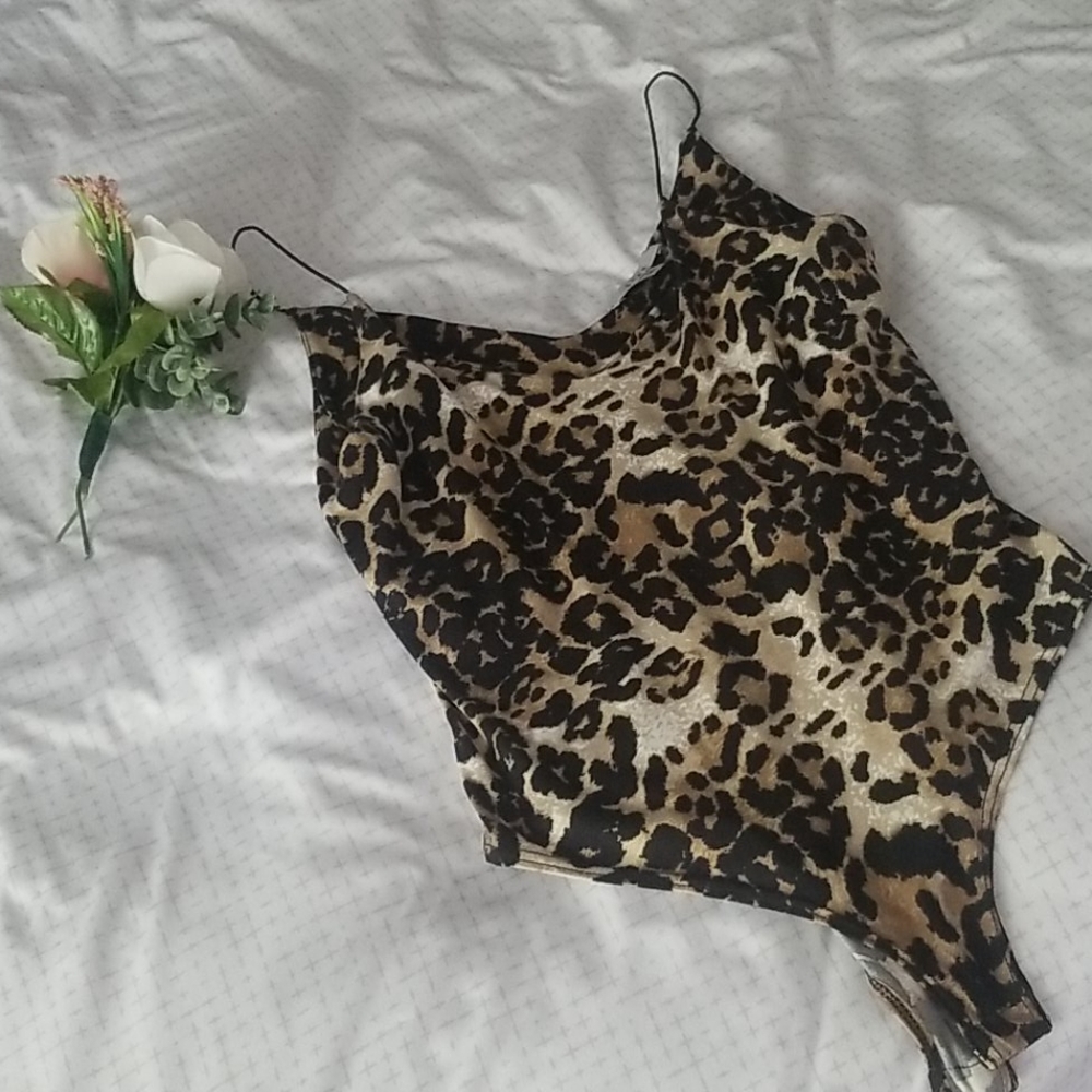 Gaze clothing Large Leopard print bodysuit